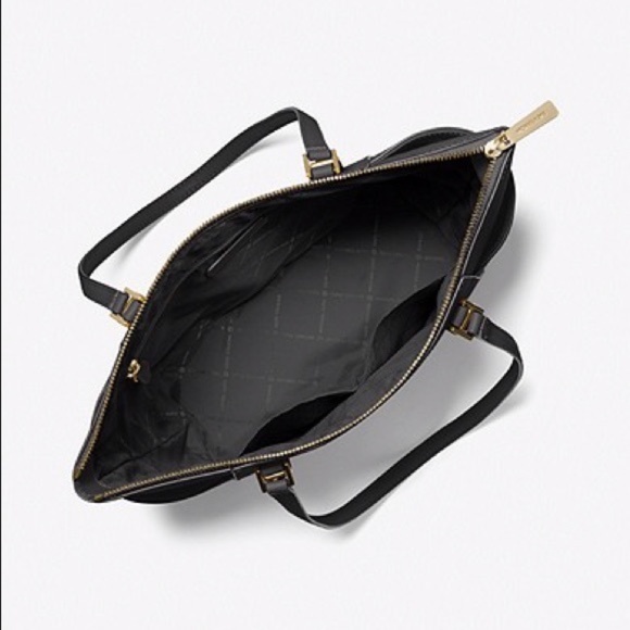 Michael Kors Charlotte Large Saffiano Leather Top-Zip Tote Bag - Picture 3 of 9